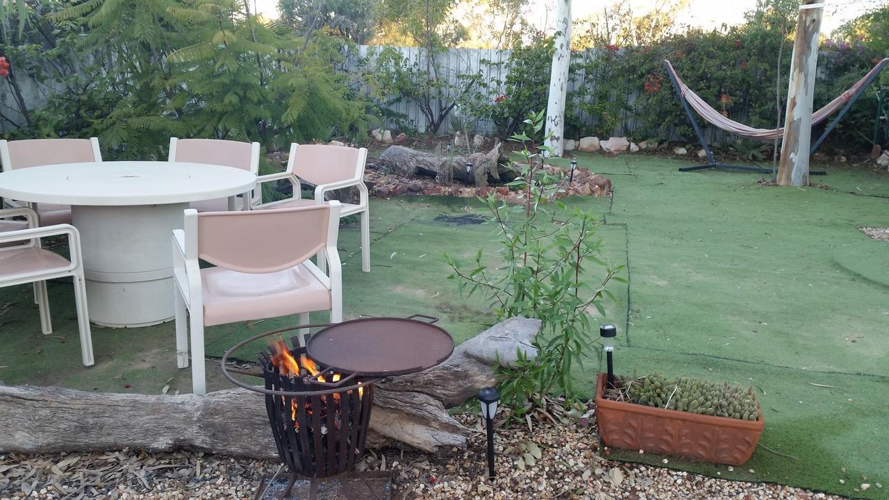 Sonja'S Bed And Breakfast Lightning Ridge Dış mekan fotoğraf